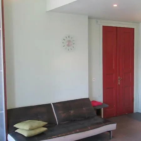 Apartment Light And Bright Studio 5 Min To Everywhere *